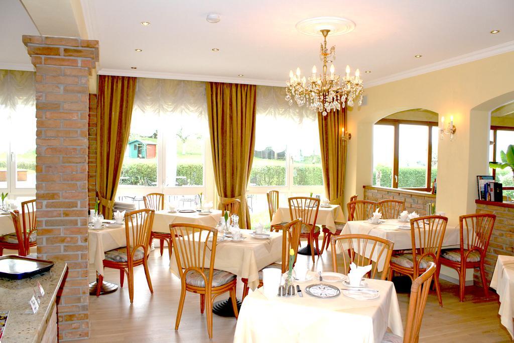 Sporthotel Schoenblick Meersburg Εξωτερικό φωτογραφία