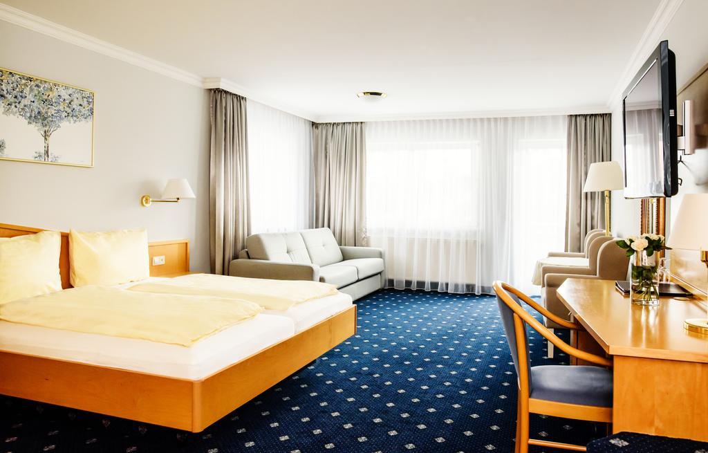 Sporthotel Schoenblick Meersburg Εξωτερικό φωτογραφία